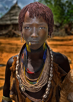 "Hamer Girl" by Sergio Pessolano